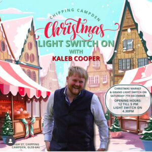 Kaleb cooper turning on the christmas lights at chipping campden christmas market